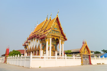 Temple with sky background at Wat Si Samoson