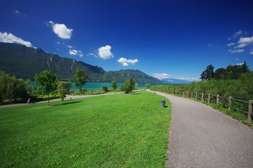 lac du bourget côte est - piste cyclable