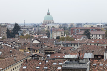 Fototapeta na wymiar Udine vista dall'alto