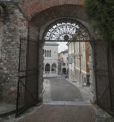 Dal castello verso piazza libertà, Udine