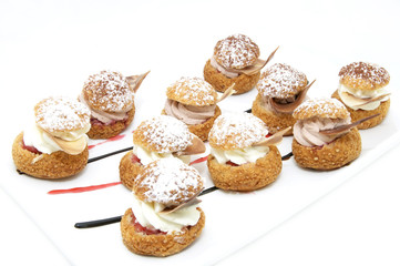 profiteroles