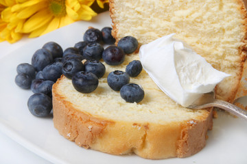 Blueberry shortcake