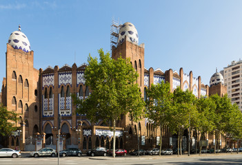  Exterior of Plaza Monumental de Barcelona