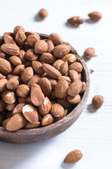 Almond nuts