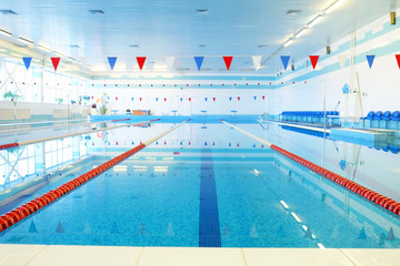 Empty indoors public swimming pool