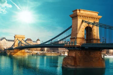 Papier Peint photo Lavable Photo du jour Pont des chaînes Budapest Hongrie