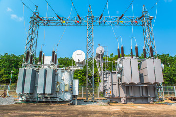 Transformer station and the high voltage electric pole