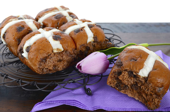 Easter Chocolate Hot Cross Buns 