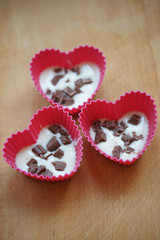 Тесто с кусочками шоколада