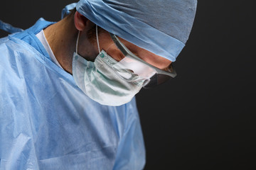 Fototapeta premium Man surgeon in an operating room
