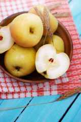 rural  apples