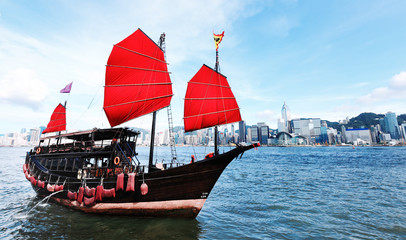 Hong Kong Harbour © estherpoon