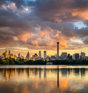 Clouds at sunset, Manhattan skyscrapers across Central Park