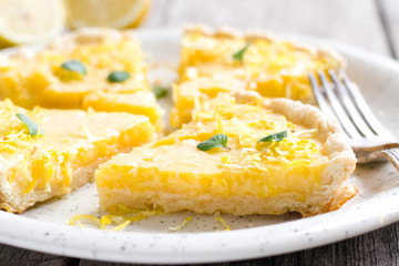 Lemon pie