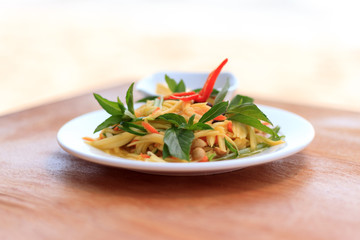 Spicy green mango salad