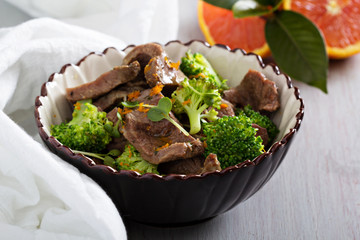 Beef stewed with broccoli