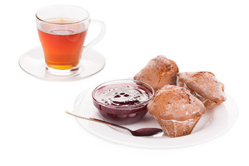 Muffins with tea