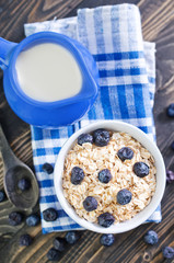oat flakes with blueberry
