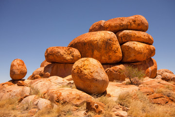 devil marbles Australia © vladislav333222