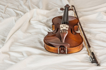 violin on cloth corrugate white