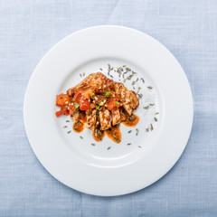 Hähnchenbrust mit Tomaten Basilikum Soße