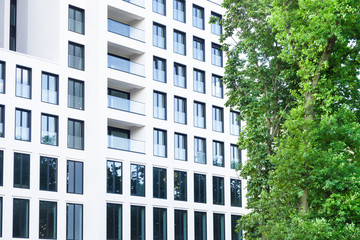 modernes Gebäude in Frankfurt - noble Wohnung
