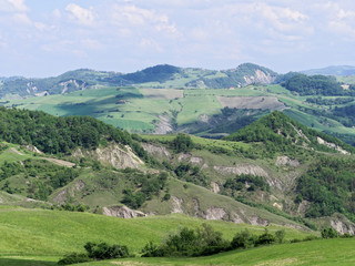 Fototapeta na wymiar Panoramic views of the Tuscan-Emilian Apennines Italy