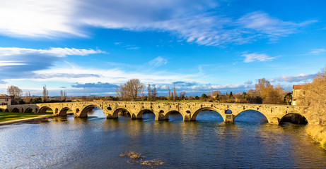 Fototapeta na wymiar The Pont Vieux, a bridge over the Orb in Beziers, France