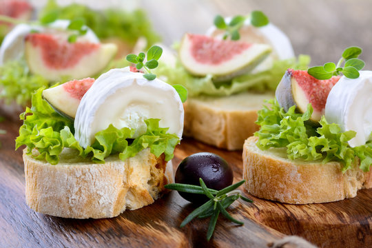 H&auml;ppchen mit Ziegenrolle und Feige