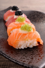 Sushi : Tuna and salmon sushi set with caviar