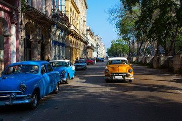 Fototapeta na wymiar Classic old car on streets of Havana, Cuba