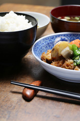 日本の食卓イメージ　炊きたてごはんとおかず