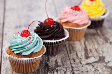  Cupcake on a wooden table