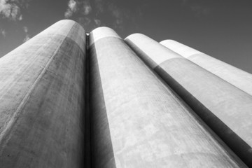 Large tanks made of concrete for storage of bulk materials © evannovostro