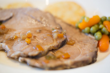 肉料理