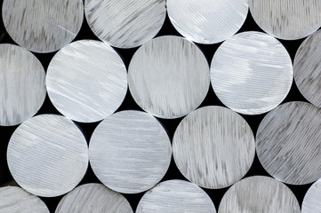 Aluminiumstangen - abstrakt