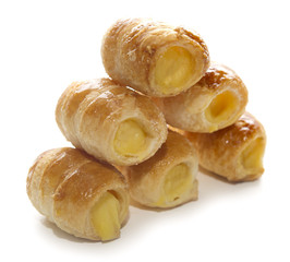 cannoli alla crema pasticcera