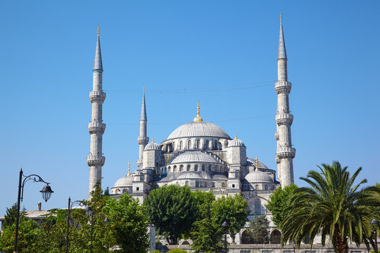 Blue Mosque (Sultanahmet Camii) in Istanbul.