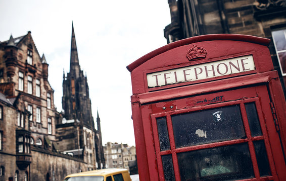 Red phone booth in Edinburgh