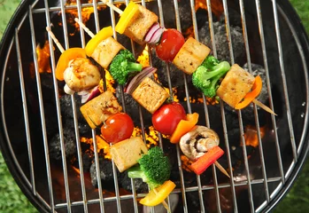 Keuken spatwand met foto Three grilled tofu or bean curd kebabs © exclusive-design