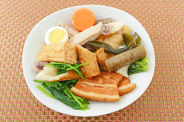 日本伝統料理のおでん