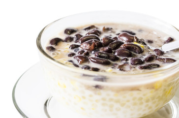 Sago and black beans in coconut milk