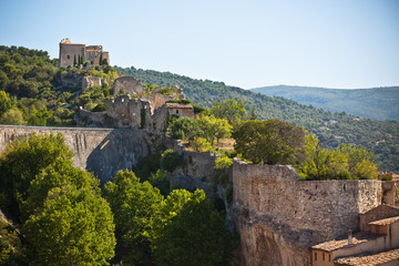 Fototapeta premium View of Saint Saturnin les Apt, Provence, France
