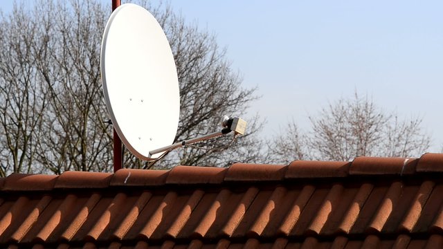 satellite dish on the roof,zoom in,