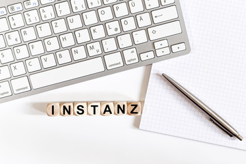 Schreibtisch - Würfel - Instanz