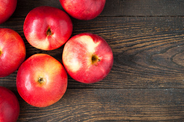 Some red apples