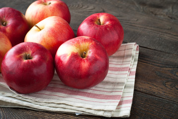 Some red apples