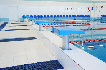 Platform for start and lane of swimming pool