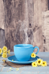 Tasse mit Blumen