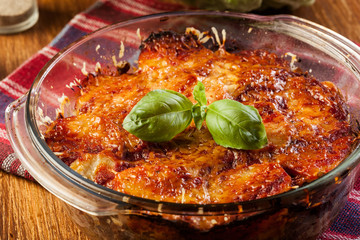 Potato and meat casserole